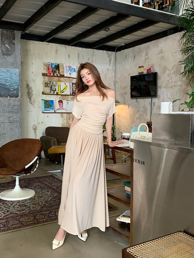  Large swing skirt and drape long skirt