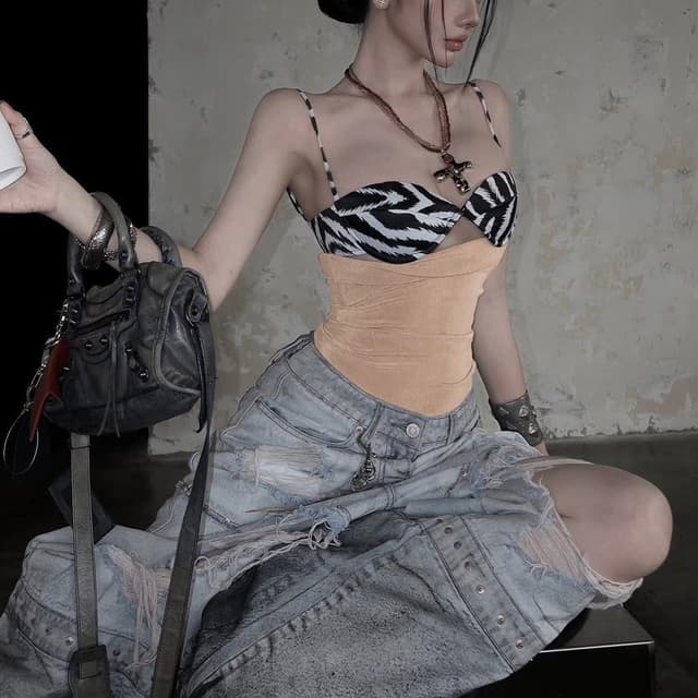 New striped color matching suspenders slim fashion trend versatile sexy two-piece suit for women