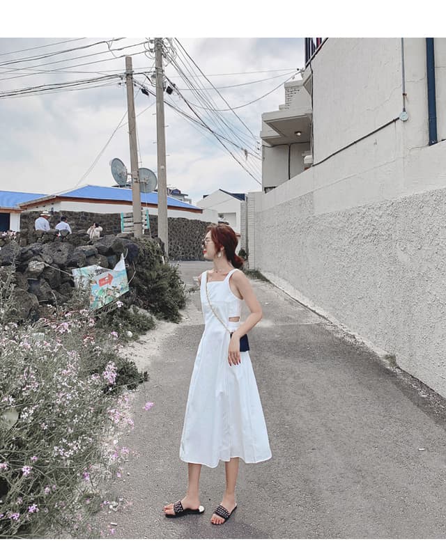 New spring and summer loose slit sleeveless Dress