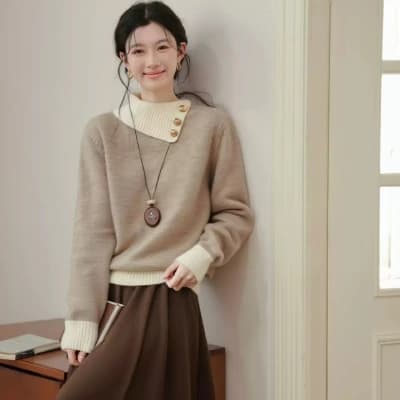 Women's New Winter Sweet and Youthful Pullover Long-Sleeved Top with Color-Blocked Collar