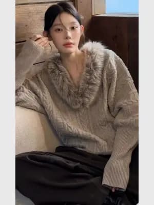 sophisticated American-style relaxed knitwear cardigan.