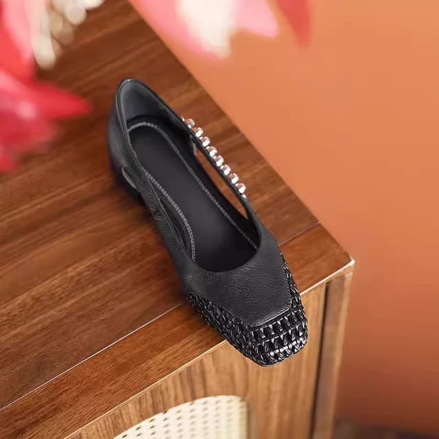 French shallow-mouth braided hollow retro high heels women's